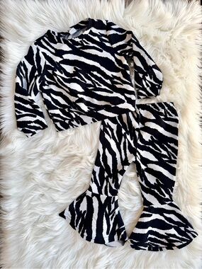 Kids Zebra Print Ruffle Hem Two-Piece Set - Black & White